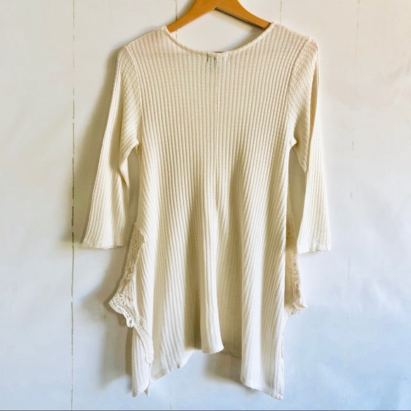 Questions Ivory Ribbed Lace Decor Top - Picture 5 of 6